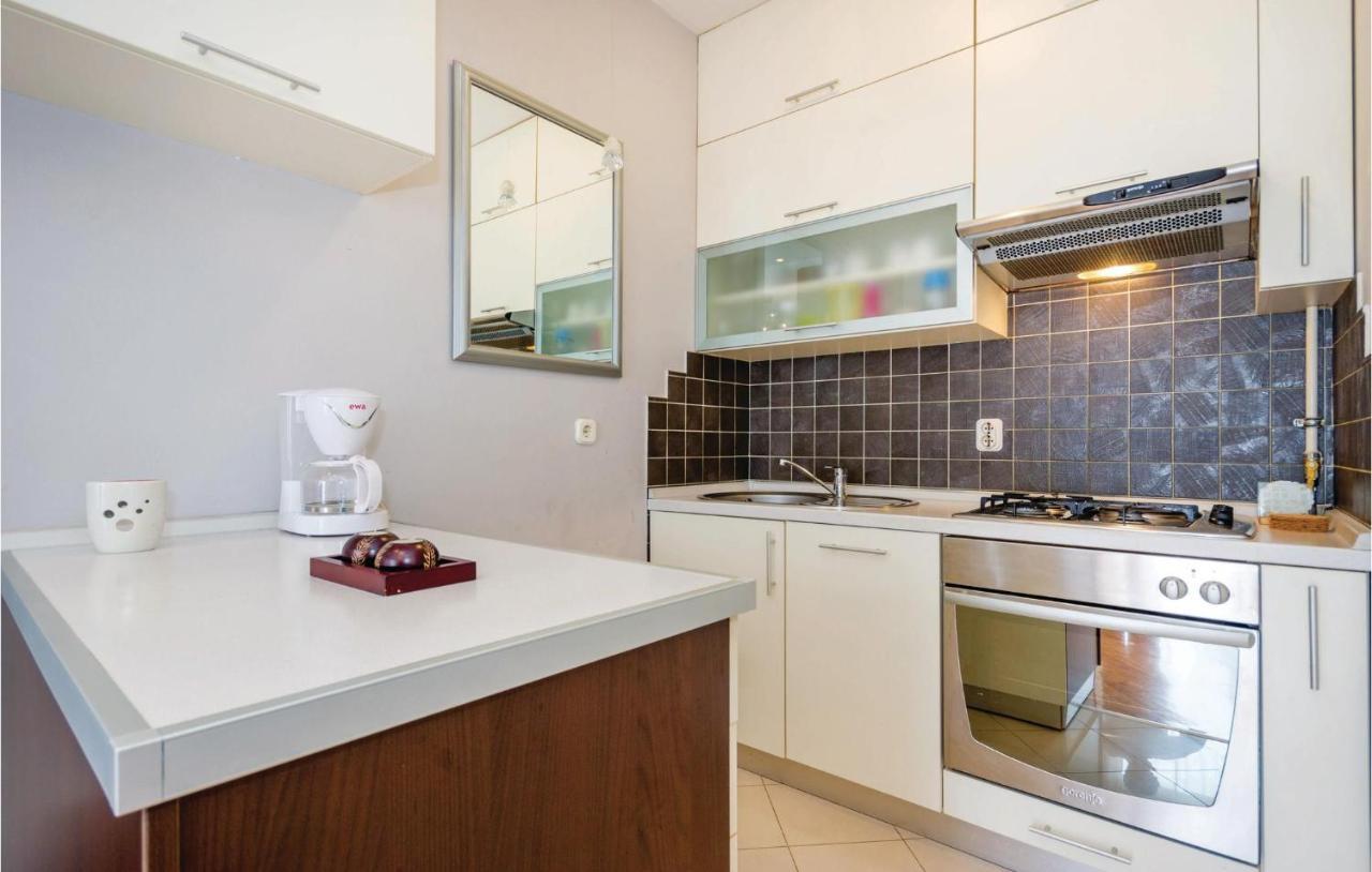 1 Bedroom Amazing In *