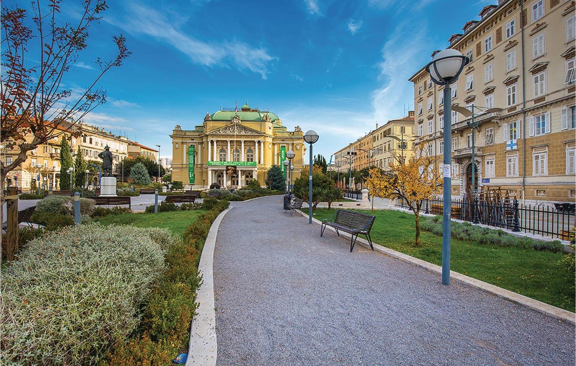 1 Bedroom Amazing Apartment In Rijeka *